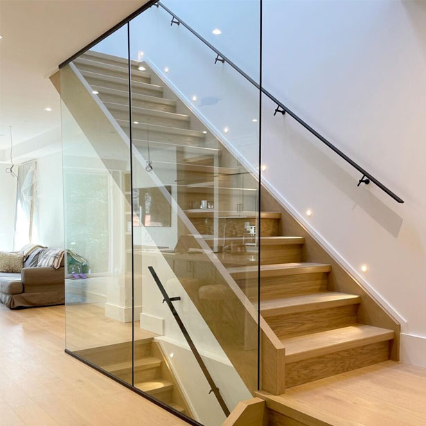 licensed glass railing contractors